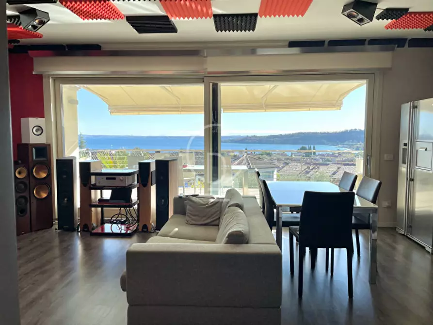 Immagine 13 di Attico in vendita  in Via Talina a Padenghe Sul Garda