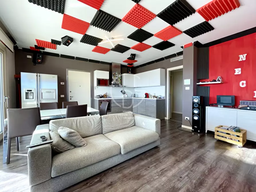 Immagine 14 di Attico in vendita  in Via Talina a Padenghe Sul Garda