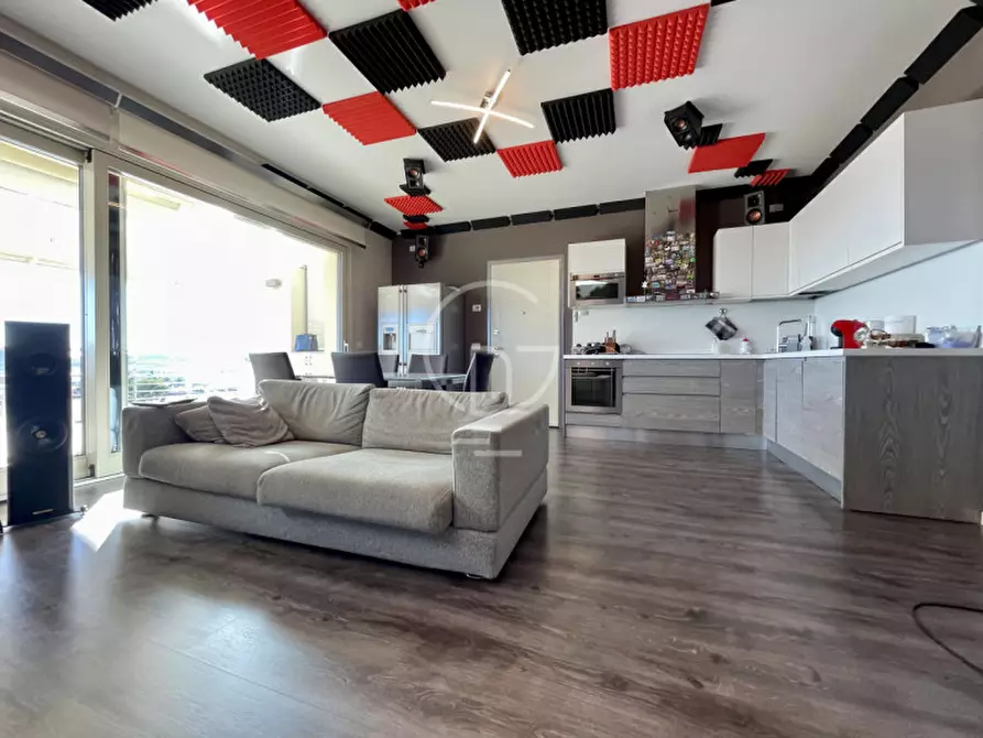 Immagine 17 di Attico in vendita  in Via Talina a Padenghe Sul Garda