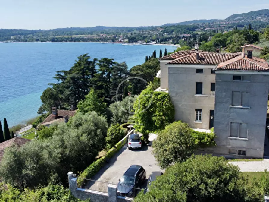 Immagine 4 di Villa in vendita  in Via Guglielmo Marconi a Padenghe Sul Garda