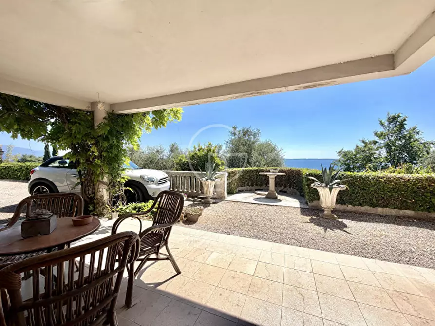 Immagine 11 di Villa in vendita  in Via Guglielmo Marconi a Padenghe Sul Garda