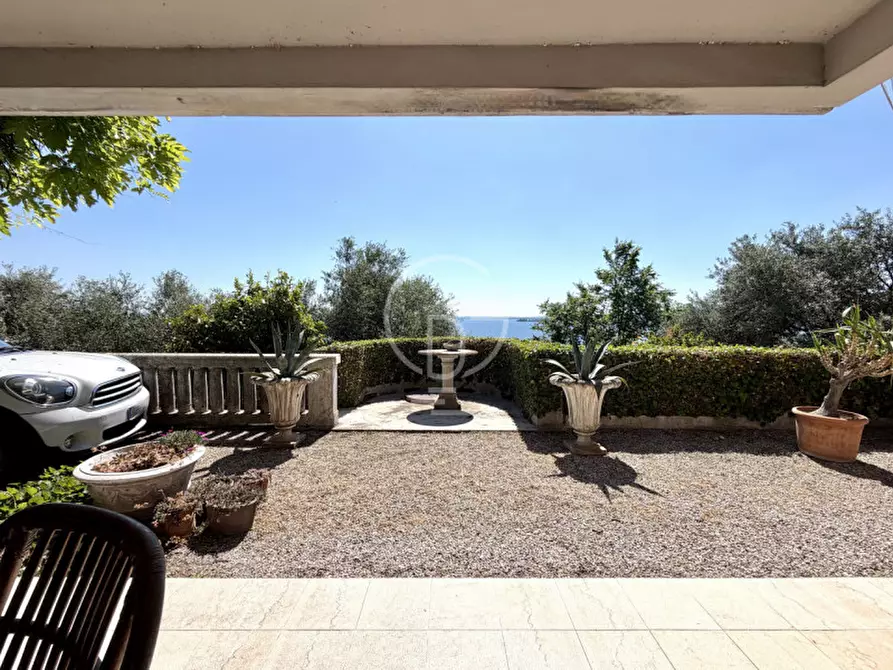 Immagine 13 di Villa in vendita  in Via Guglielmo Marconi a Padenghe Sul Garda