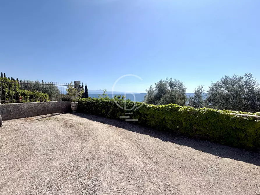 Immagine 18 di Villa in vendita  in Via Guglielmo Marconi a Padenghe Sul Garda