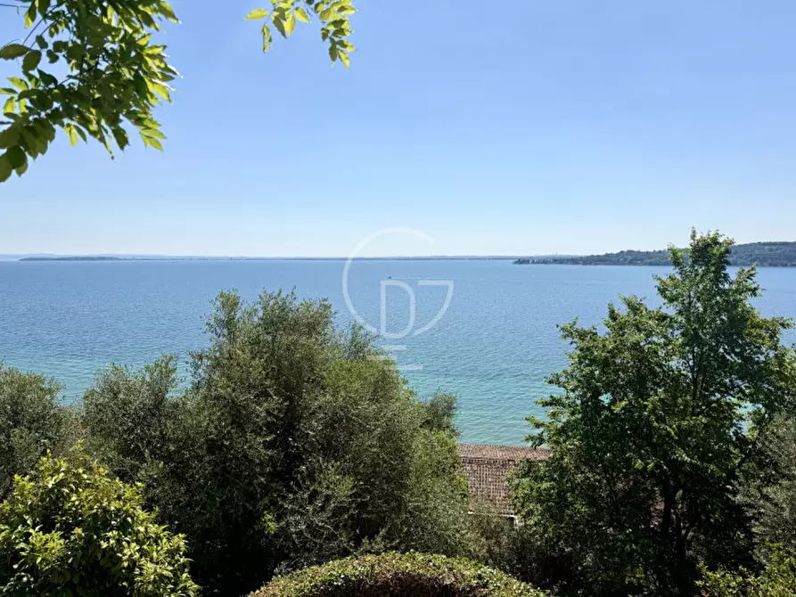 Immagine 21 di Villa in vendita  in Via Guglielmo Marconi a Padenghe Sul Garda