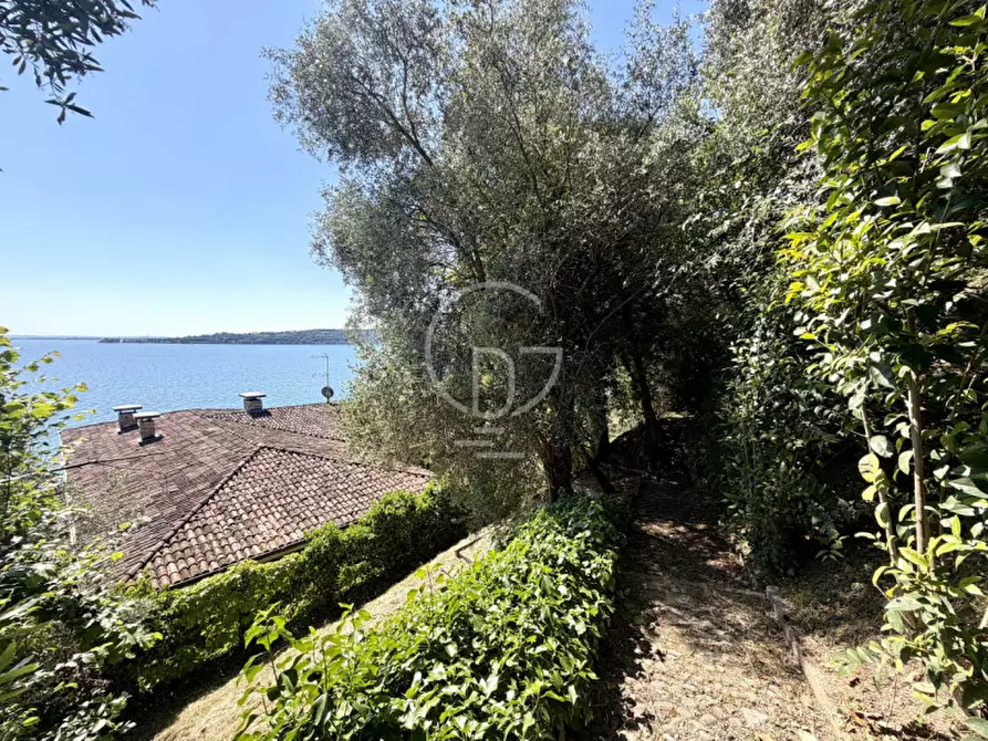 Immagine 22 di Villa in vendita  in Via Guglielmo Marconi a Padenghe Sul Garda