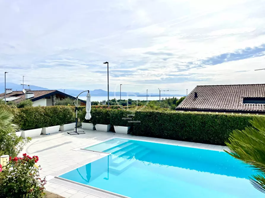Immagine 9 di Villa in vendita  in Viale Marconi a Padenghe Sul Garda