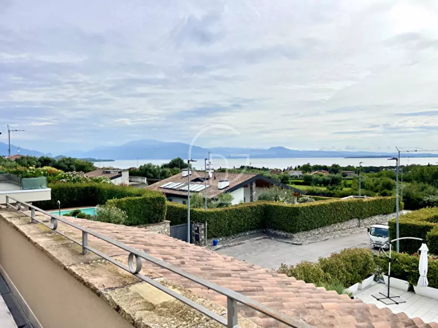 Immagine 19 di Villa in vendita  in Viale Marconi a Padenghe Sul Garda