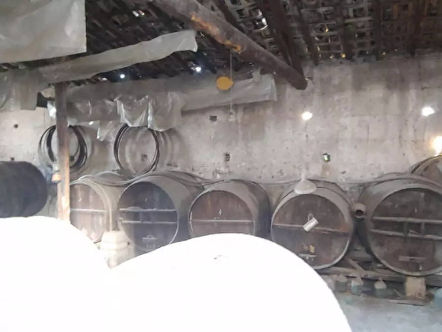 Immagine 4 di Magazzino in vendita  in VIA ARCHI NAZIONALE, 82 a San Filippo Del Mela