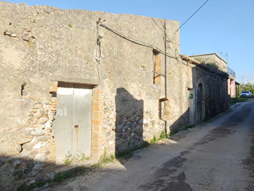 Immagine 5 di Magazzino in vendita  in VIA ARCHI NAZIONALE, 82 a San Filippo Del Mela