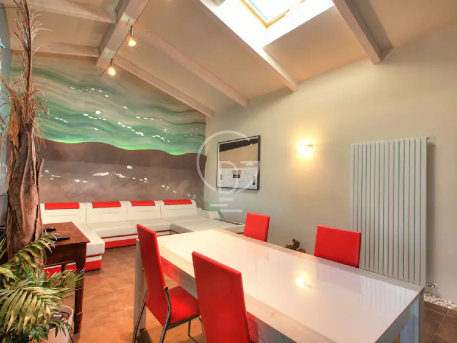 Immagine 10 di Villa in vendita  in Via Leutelmonte a Manerba Del Garda