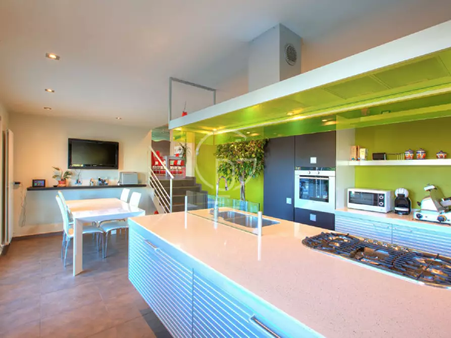 Immagine 15 di Villa in vendita  in Via Leutelmonte a Manerba Del Garda