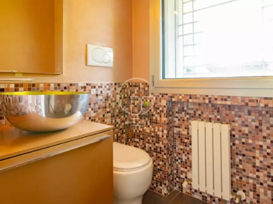 Immagine 18 di Villa in vendita  in Via Leutelmonte a Manerba Del Garda