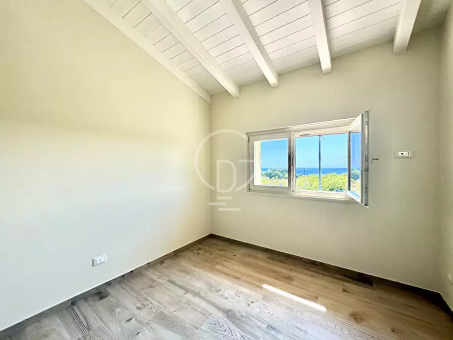 Immagine 32 di Villa in vendita  in Via Gianbattista Vighenzi a Padenghe Sul Garda