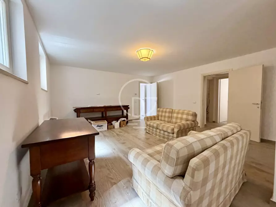 Immagine 35 di Villa in vendita  in Via Gianbattista Vighenzi a Padenghe Sul Garda