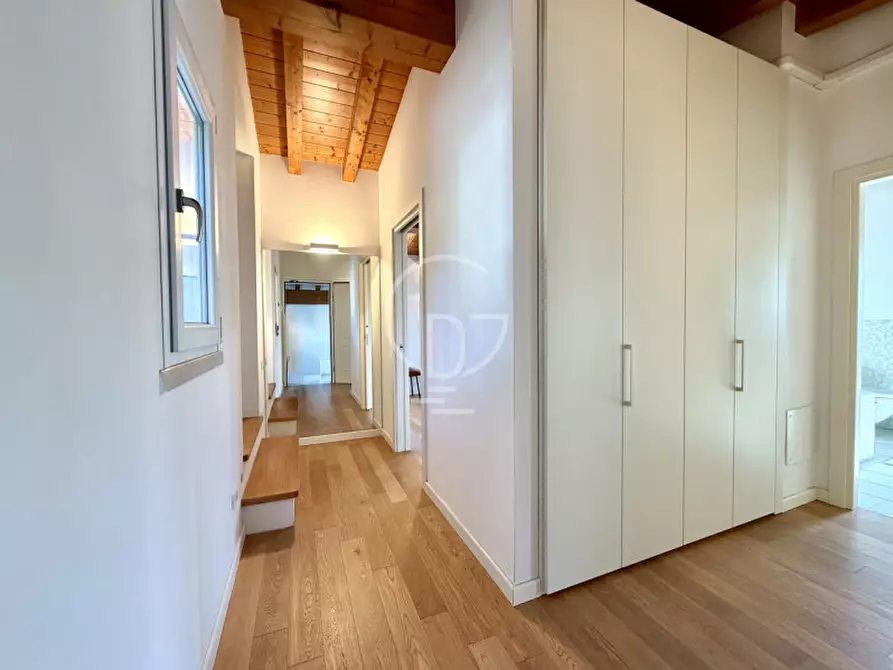 Immagine 24 di Villa in vendita  in Via Castellana a Soiano Del Lago