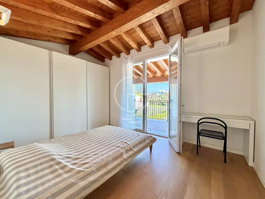 Immagine 28 di Villa in vendita  in Via Castellana a Soiano Del Lago