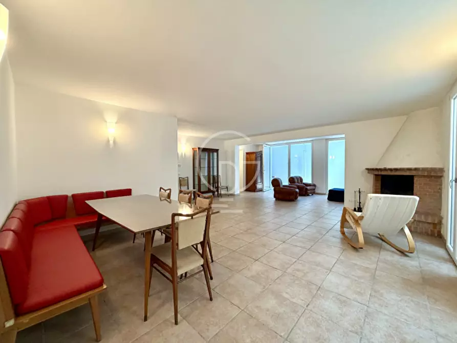 Immagine 37 di Villa in vendita  in Via Castellana a Soiano Del Lago