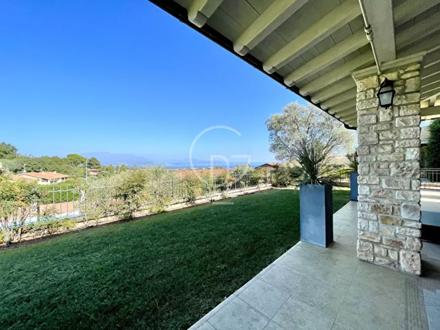 Immagine 9 di Villa in vendita  in Via costa lunga a Soiano Del Lago