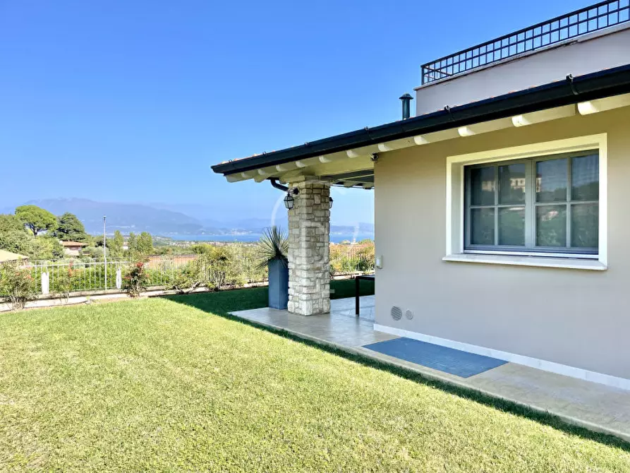 Immagine 11 di Villa in vendita  in Via costa lunga a Soiano Del Lago