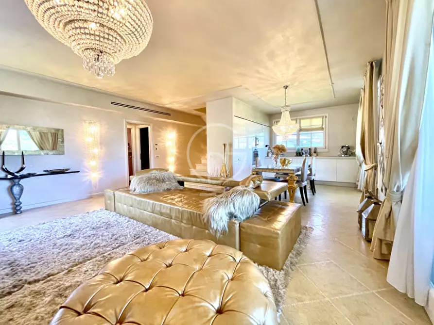 Immagine 14 di Villa in vendita  in Via costa lunga a Soiano Del Lago
