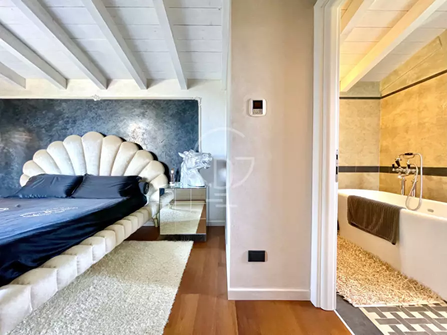 Immagine 27 di Villa in vendita  in Via costa lunga a Soiano Del Lago