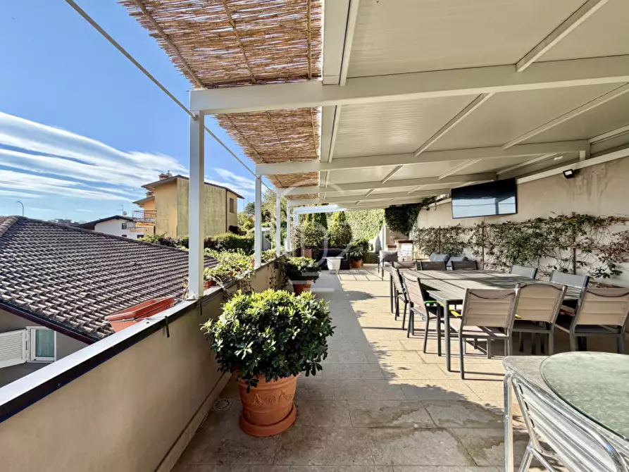 Immagine 32 di Villa in vendita  in Via Amedeo Ciucani a Soiano Del Lago