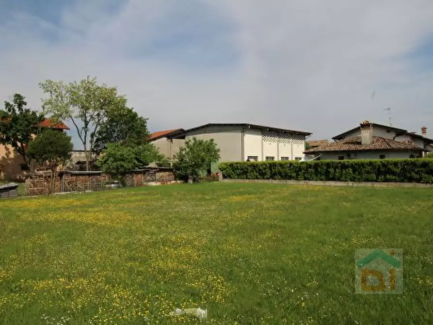 Immagine 18 di Terreno in vendita  in vicolo D' aronco a Castions Di Strada
