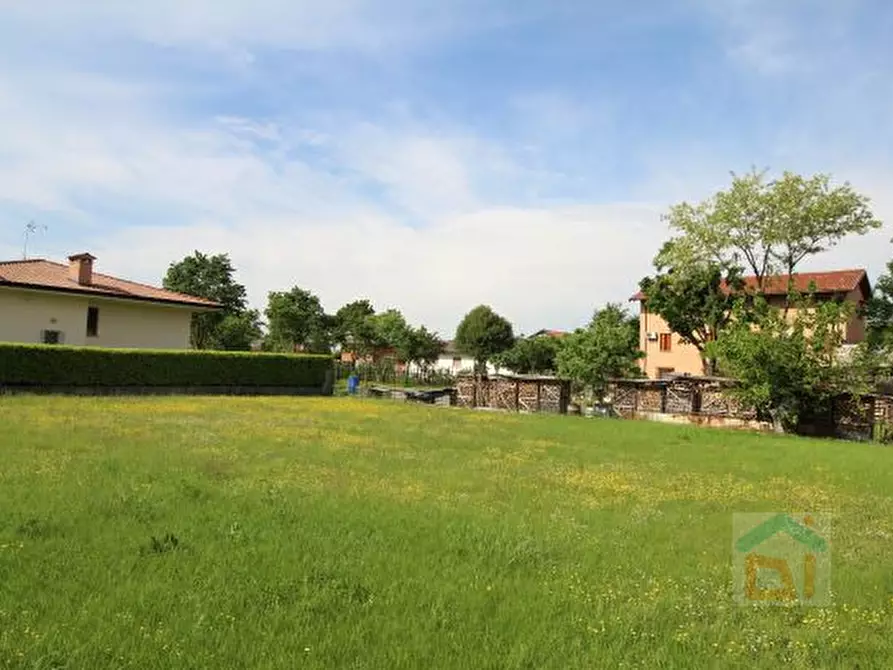 Immagine 20 di Terreno in vendita  in vicolo D' aronco a Castions Di Strada