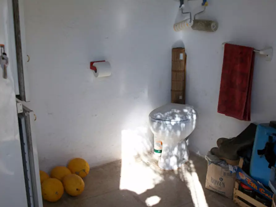 Immagine 11 di Rustico / casale in vendita  in contrada Giovannarolla a Ostuni