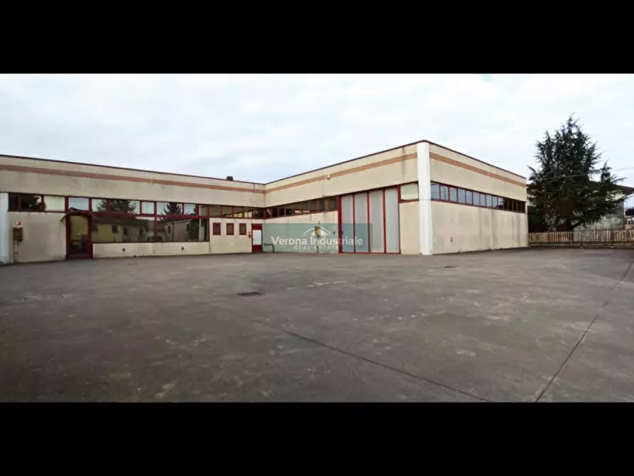 Immagine 3 di Capannone industriale in vendita  in via mediana a Trevenzuolo