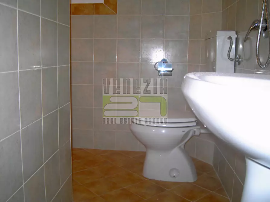 Immagine 10 di Casa indipendente in vendita  in Piazza Umberto I a Avola