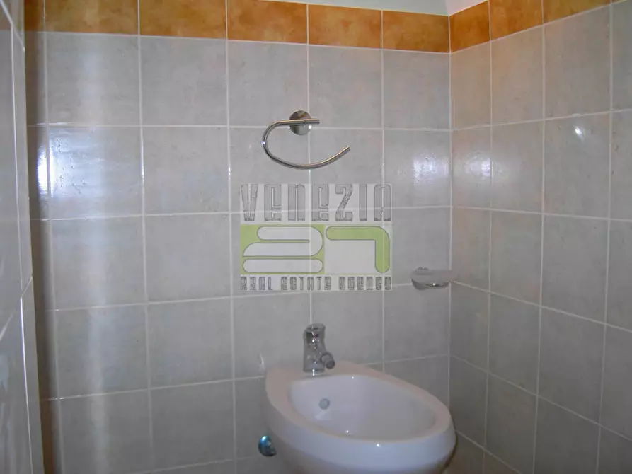 Immagine 12 di Casa indipendente in vendita  in Piazza Umberto I a Avola