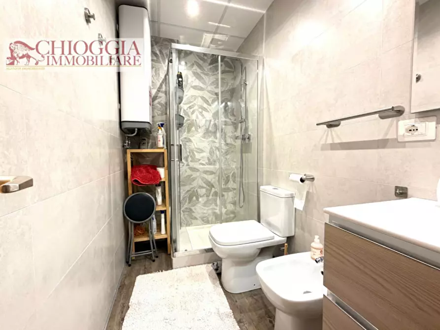 Immagine 13 di Appartamento in vendita  in Via Nazioni Unite a Chioggia