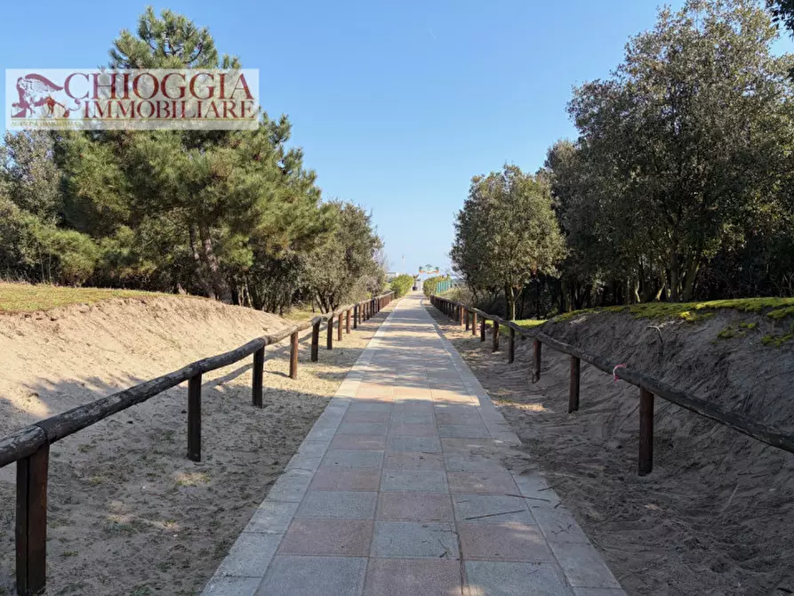 Immagine 22 di Appartamento in vendita  in Via Nazioni Unite a Chioggia