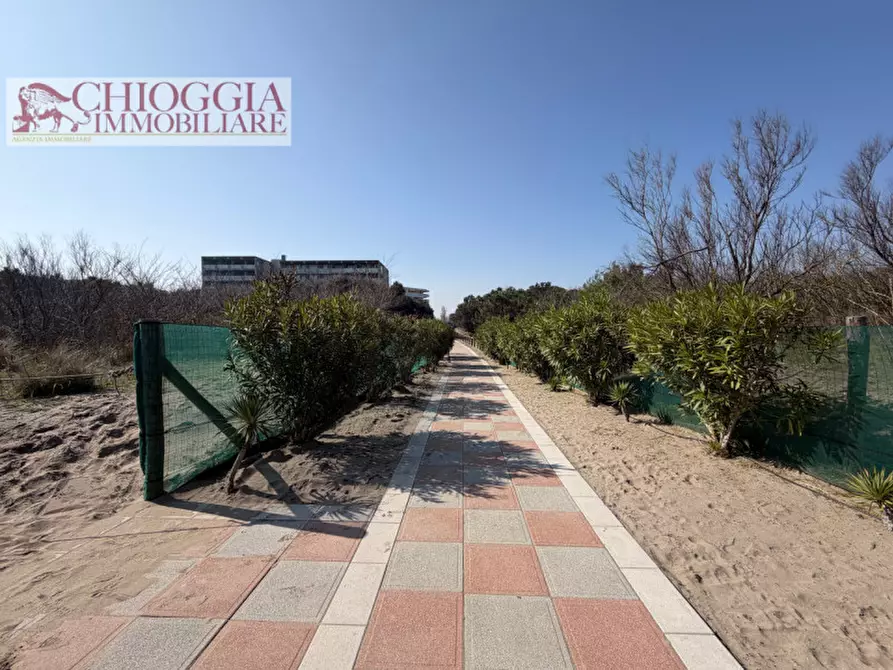 Immagine 23 di Appartamento in vendita  in Via Nazioni Unite a Chioggia