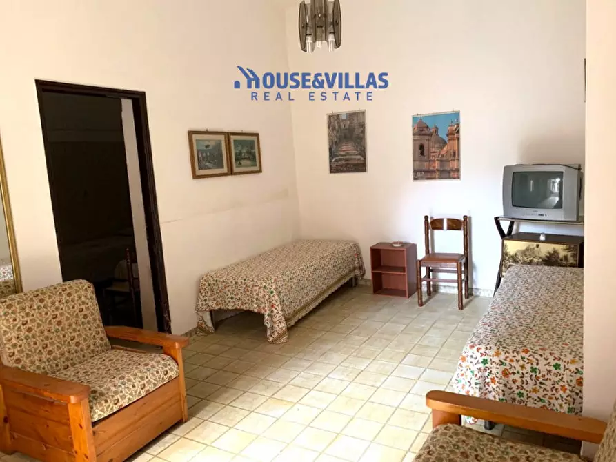 Immagine 7 di Casa indipendente in vendita  in via aurispa a Noto