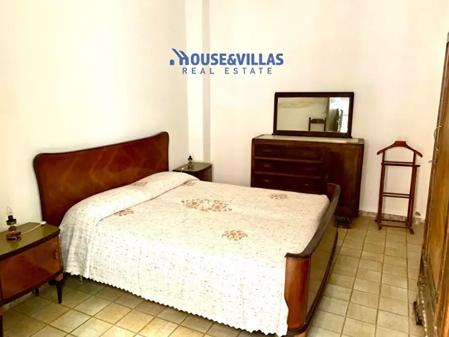 Immagine 9 di Casa indipendente in vendita  in via aurispa a Noto