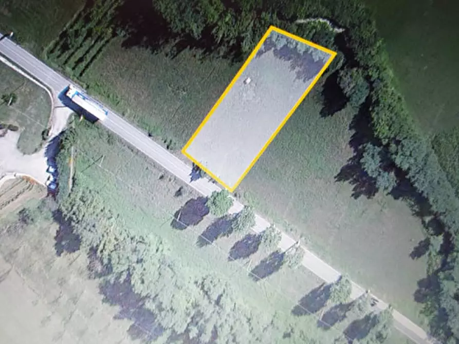 Immagine 2 di Terreno in vendita  a Monte Di Malo