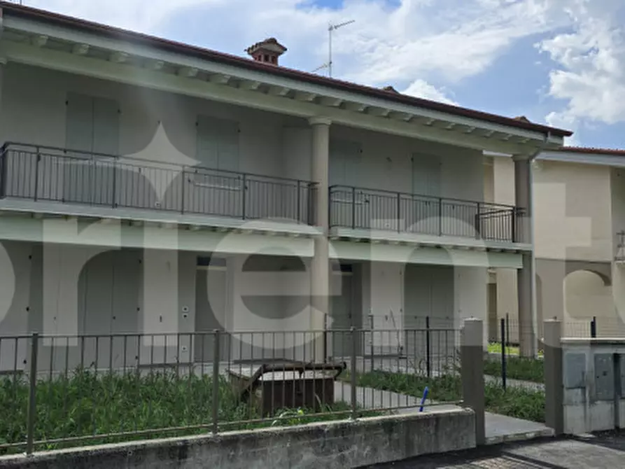 Immagine 1 di Casa bifamiliare in vendita  in via Cavriana a Solferino