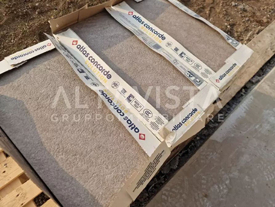 Immagine 7 di Casa bifamiliare in vendita  in via Cavriana a Solferino