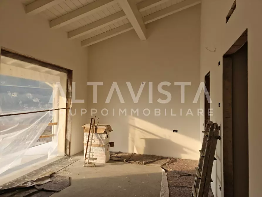 Immagine 10 di Casa bifamiliare in vendita  in via Cavriana a Solferino