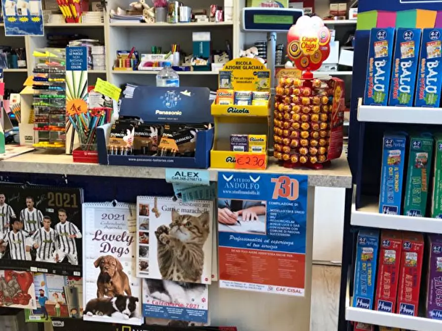 Immagine 11 di Attività commerciale in vendita  in via Canevedo a Este