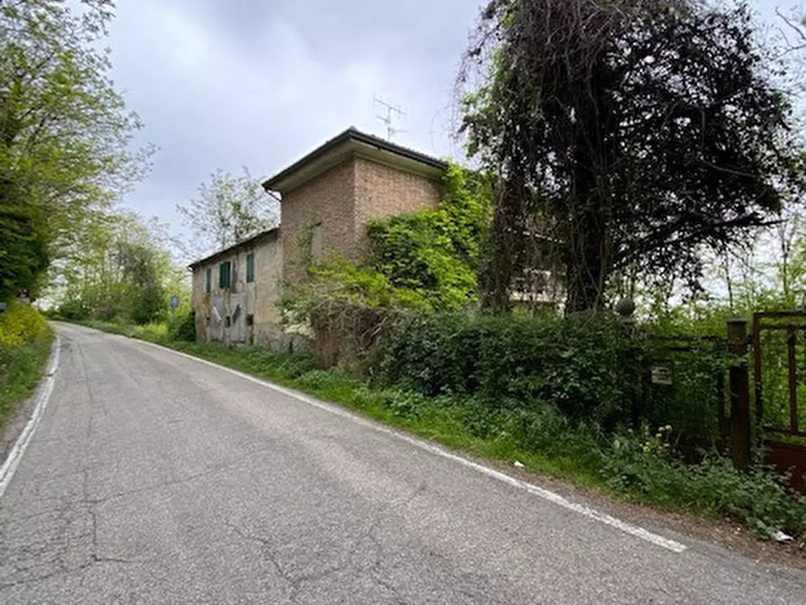 Immagine 1 di Rustico / casale in vendita  a Cesena