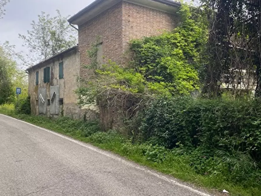 Immagine 3 di Rustico / casale in vendita  a Cesena