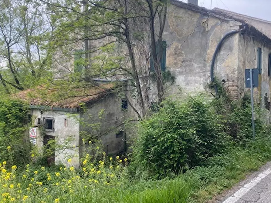 Immagine 7 di Rustico / casale in vendita  a Cesena