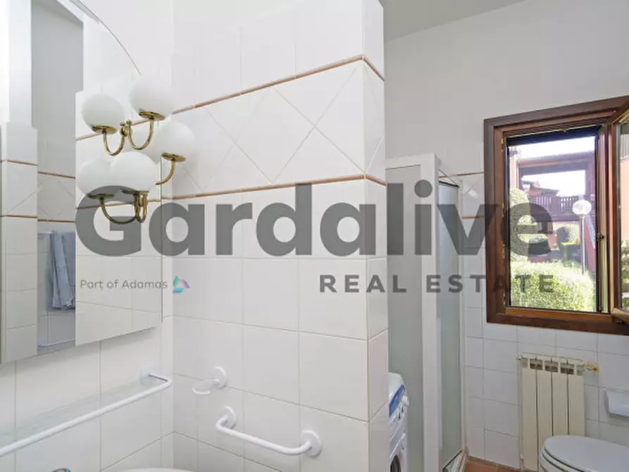 Immagine 19 di Appartamento in vendita  a Soiano Del Lago