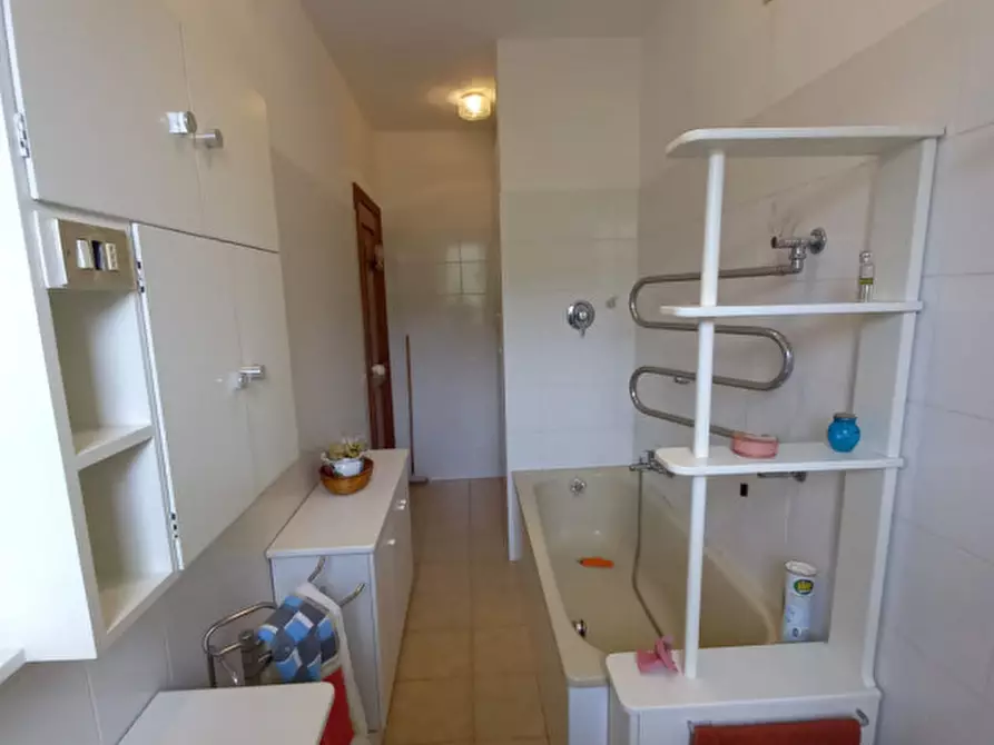 Immagine 11 di Appartamento in vendita  in via Mortero a Santa Margherita Ligure