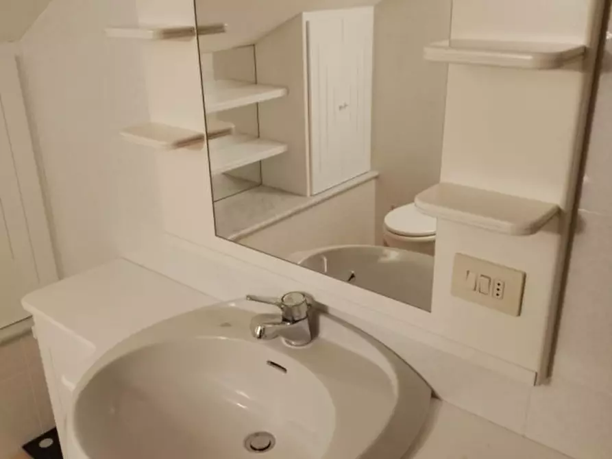 Immagine 14 di Appartamento in vendita  in via Mortero a Santa Margherita Ligure