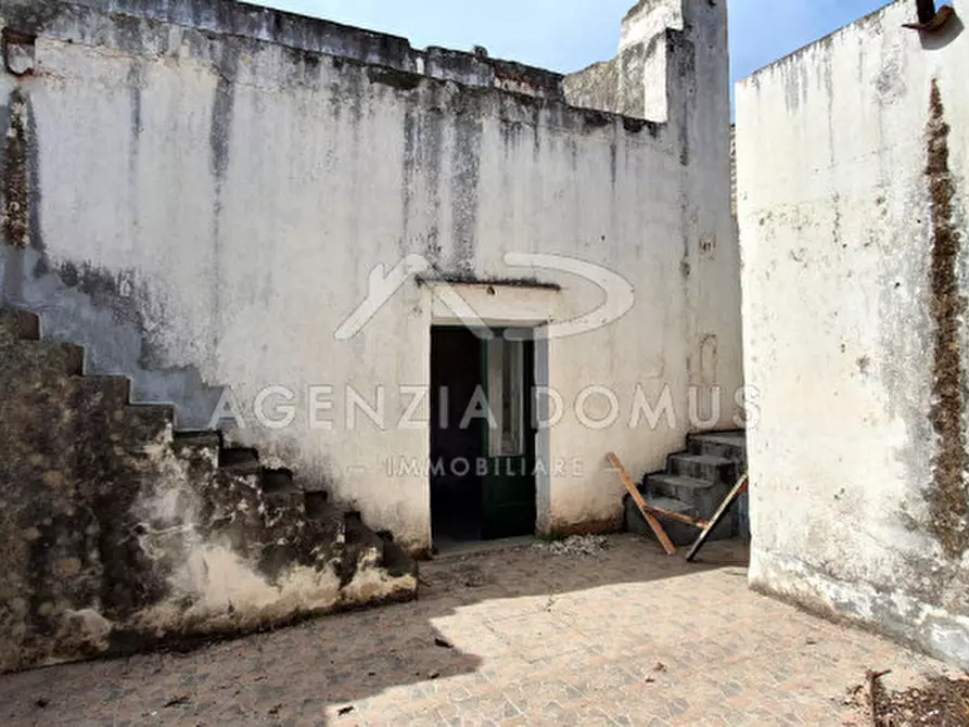 Immagine 18 di Casa indipendente in vendita  a Racale