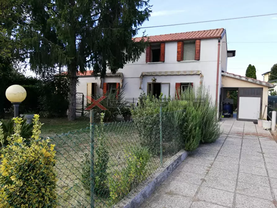 Immagine 1 di Casa indipendente in vendita  in Via G. Matteotti, 20 bis - Cavarzere a Cavarzere